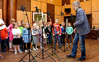 Mali zwycięzcy konkursu Leśne ludziki odwiedzili Radio Olsztyn. Zobacz zdjęcia i posłuchaj piosenek